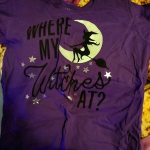 Where the witches at tee